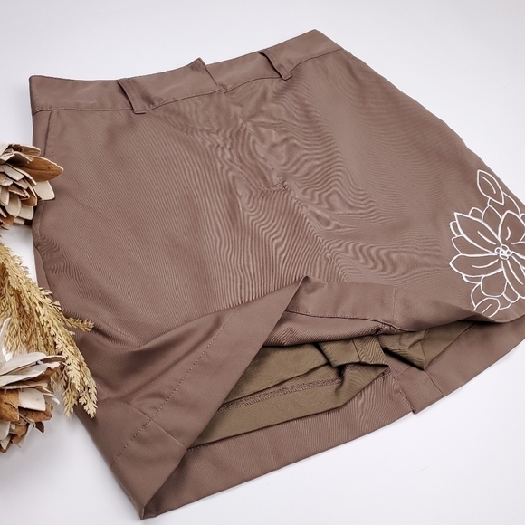 Izod XFG Stretch Brown White Floral Skirt sz 4 - Picture 15 of 15